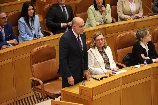 Toma de posesión de nove deputados e deputadas do Parlamento de Galicia